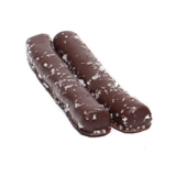Lakritsfabriken - Salzige Lakritzstangen in Milchschokolade mit Lakritzgranulat
